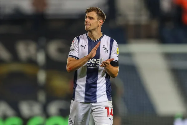 Джейсон Молумби West Bromwich Albion Аплодирует Домашним Фанатам После Финального — стоковое фото