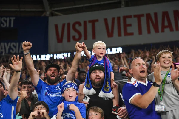 Portsmouth Supporters Celebrate Win End Game — Stockfoto