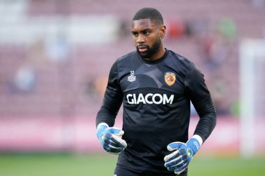 Thimothee Lo-Tutala #32 of Hull City warms up before the game