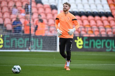 Daniel Grimshaw #32 of Blackpool during the pre-game warmup