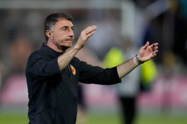 A disappointed Shota Arveladze manager of Hull City salutes the fans after the match after his sides 1-2 defeat to Bradford City