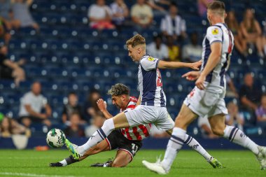 Reda Khadra #11 of Sheffield United has a shot at goal