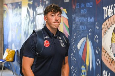 Matty Ashton #5 of Warrington Wolves arrives at the Halliwell Jones Stadium