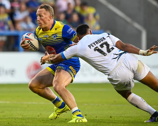 Jason Clark Warrington Wolves Tackled Dom Peyroux Toulouse Olympique — Stock fotografie