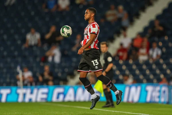 Max Lowe Sheffield United Controls Ball — Foto Stock