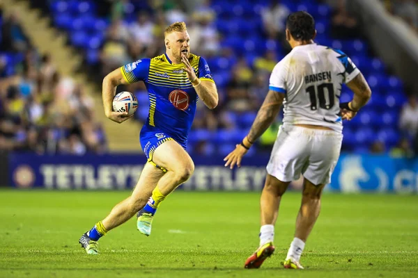 Joe Bullock Warrington Wolves Makes Break — Stockfoto