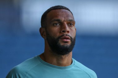 Matt Phillips #10 of West Bromwich Albion arrives at the game prior to kick off