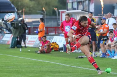 Sam Wood #24 of Hull KR kicks the conversion kick