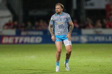 Blake Austin #6 of Leeds Rhinos during the game 