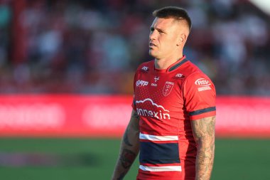 Shaun Kenny-Dowall #4 of Hull KR during pre-game warm up