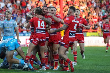 Matt Parcell #9 of Hull KR celebrates his try 