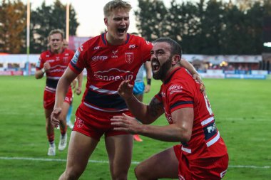 Kane Linnett #12 of Hull KR celebrates his try