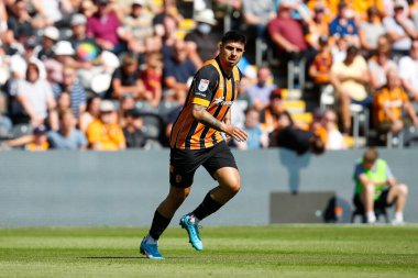 Ozan Tufan #7 of Hull City 