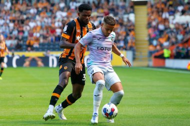 Max Aarons #2 of Norwich City and Benjamin Tetteh #30 of Hull City 