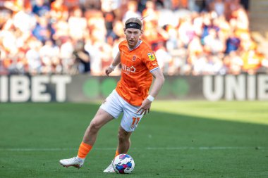 Josh Bowler #11 of Blackpool during the game