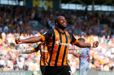 Oscar Estupin #19 of Hull City Celebrates scoring a goal to make it 1-0