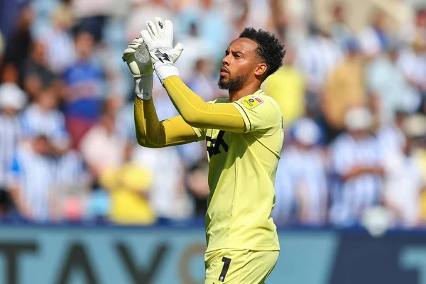 Jojo Wollacott #1 of Charlton Athletic applauds the travelling fans ahead of kick off