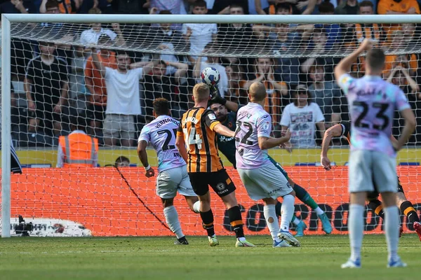 Matt Ingram Hull City Makes Vital Closing Seconds Match — Stockfoto