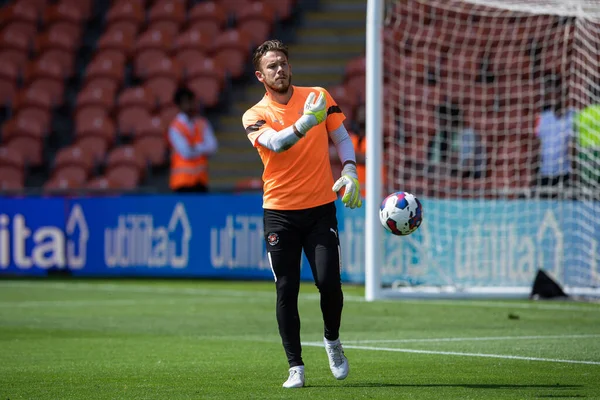 Chris Maxwell #1 of Blackpool during the pre-game warmup