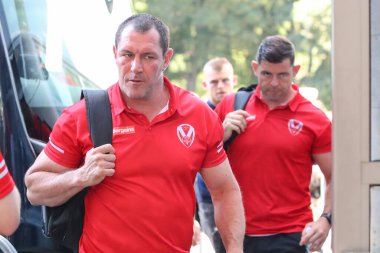 Kristian Woolf Head Coach of St Helens arrives at the MKM Stadium