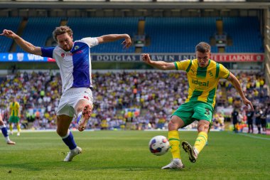 Conor Townsend #3 of West Bromwich Albion crosses the ball under pressure from Sam Gallagher #9 of Blackburn Rovers  