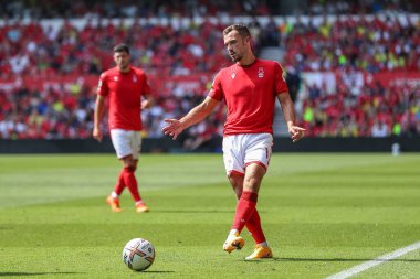 Harry Toffolo #15 of Nottingham Forest passes the ball