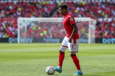 Jesse Lingard #11 of Nottingham Forest controls the ball