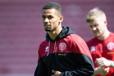 Iliman Ndiaye #29 of Sheffield United arrives at The Riverside Stadium ahead of this afternoon's game 