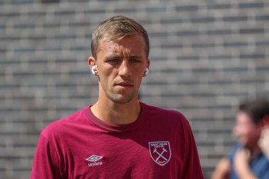 Tom Souek #28 of West Ham United arrives at the game prior to kick off 