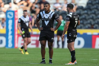 Dejected looking Joe Lovodua #14 of Hull FC with Luke Gale #7 of Hull FC speaking to him
