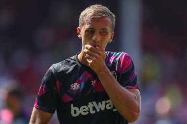 Tom Souek #28 of West Ham United during the warm up 