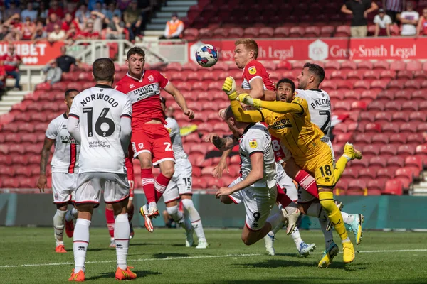 Wes Foderingham Sheffield United Punches Ball Clear Late Middlesbrough Attack — ストック写真