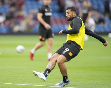 Allahyar Sayyadmanesh #9 of Hull City warms up before the game