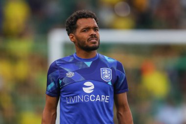 Duane Holmes #19 of Huddersfield Town during the warm up