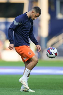 Jerry Yates #9 of Blackpool during the warm up