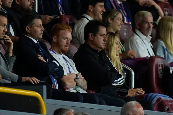 New Signing Ryan Woods Sits Tigers Owner Acun Ilicali Match – stockfoto