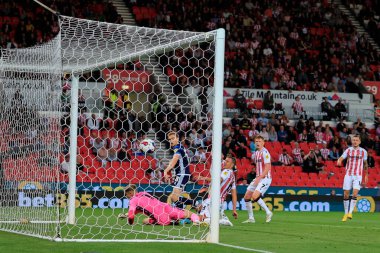 Duncan Watmore #18 of Middlesbrough scores to make it 1-1