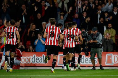 Anel Ahmedhodzic #15 of Sheffield United Celebrates scoring a goal to make it 1-0