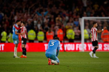 Dennis Cirkin #3 of Sunderland looking dejected at the final whistle