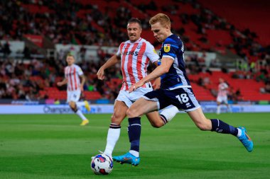 Duncan Watmore #18 of Middlesbrough runs through on goal