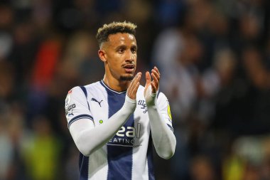 Callum Robinson #7 of West Bromwich Albion applauds the fans at full time