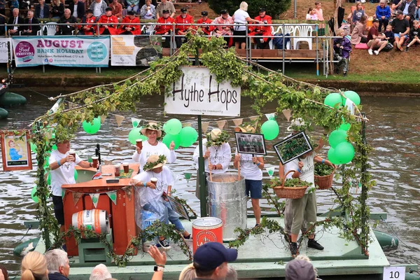 Hythe Hops Themed Float Seen Fete — ストック写真