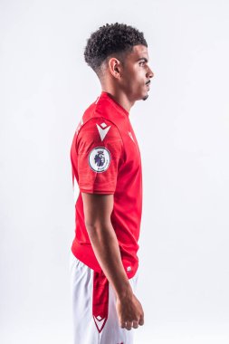 Morgan Gibbs-White signs for Nottingham Forest from Wolverhampton Wanderers