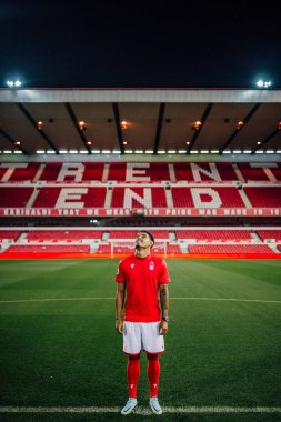 Morgan Gibbs-White signs for Nottingham Forest from Wolverhampton Wanderers
