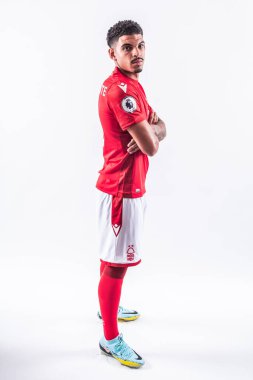 Morgan Gibbs-White signs for Nottingham Forest from Wolverhampton Wanderers