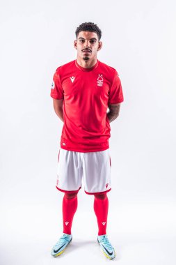 Morgan Gibbs-White signs for Nottingham Forest from Wolverhampton Wanderers