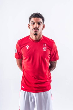 Morgan Gibbs-White signs for Nottingham Forest from Wolverhampton Wanderers
