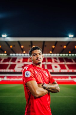 Morgan Gibbs-White signs for Nottingham Forest from Wolverhampton Wanderers