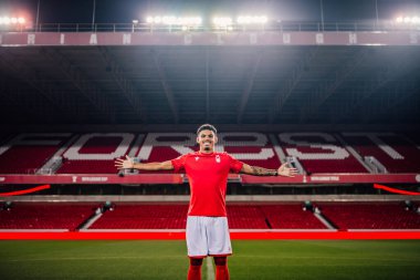 Morgan Gibbs-White signs for Nottingham Forest from Wolverhampton Wanderers
