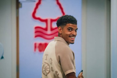 Morgan Gibbs-White signs for Nottingham Forest from Wolverhampton Wanderers